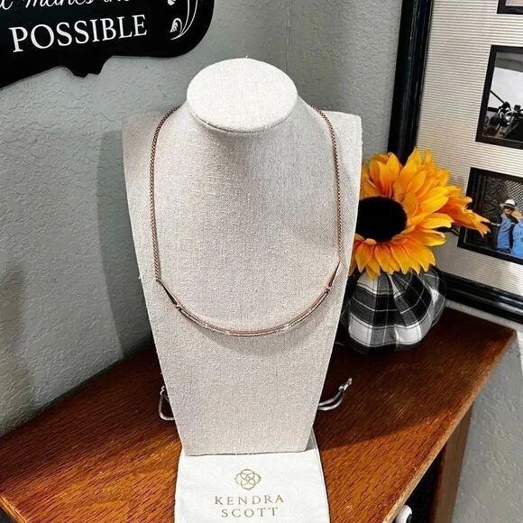 NWT Kendra ScottĀ Scottie Hi Low Adjustable Rose GoldāScottieāNecklaceā#KSNK - Picture 1 of 10